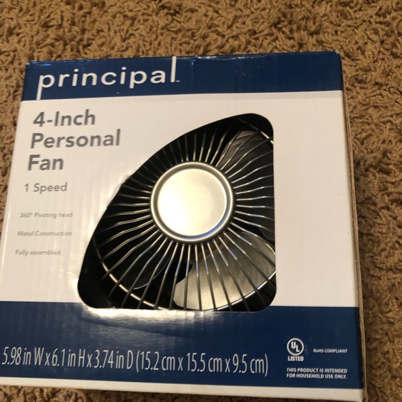 Never opened personal fan in box - Picture 5 of 5